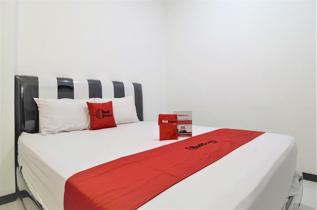 Reddoorz Near Poncol Station Hotel Semarang Luaran gambar