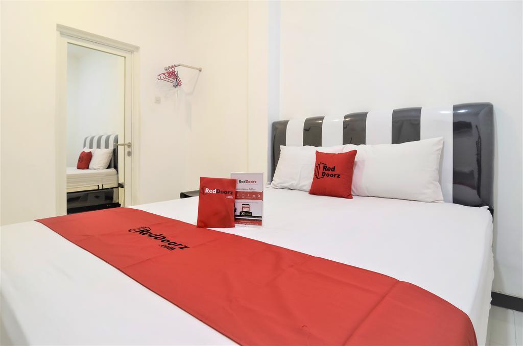 Reddoorz Near Poncol Station Hotel Semarang Luaran gambar